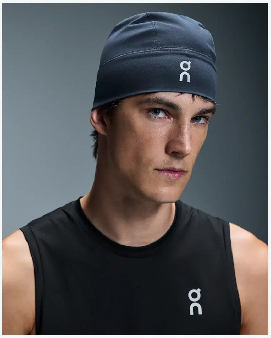 On Running Core Beanie - 2UE30490255 (1) au meilleur prix !