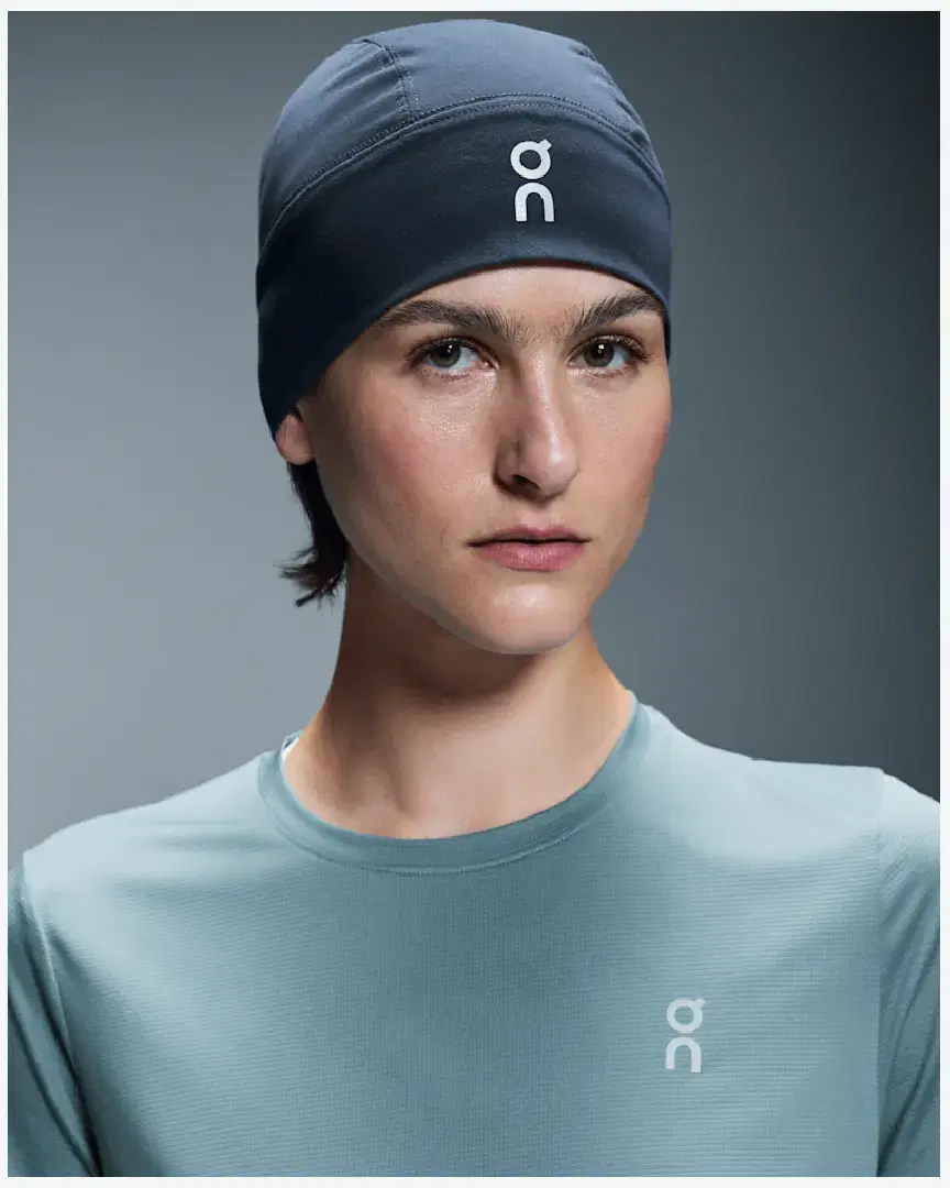 On Running Core Beanie - 2UE30490255 (2) au meilleur prix !