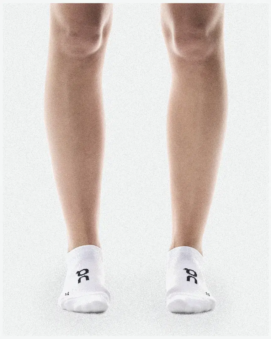 On Running Core Run Sock Low 2P - 2UF10080069 (0) au meilleur prix !