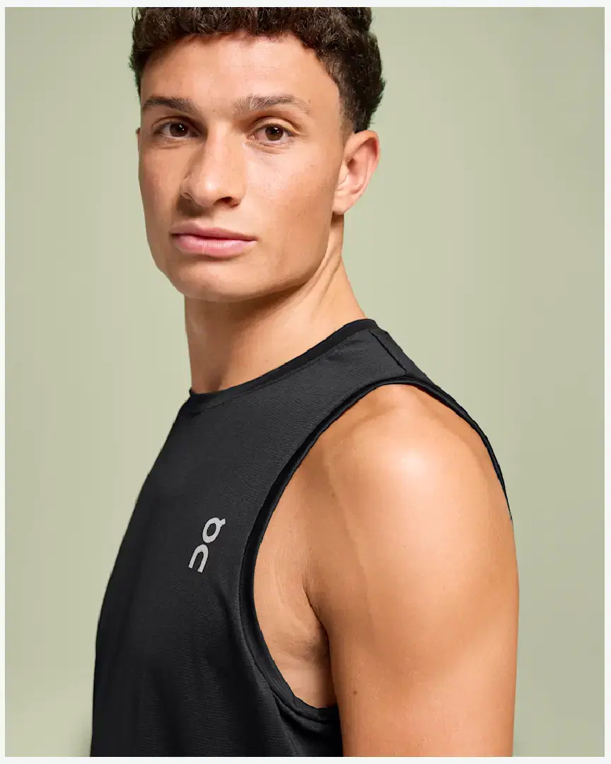 On Running Core Tank Top M - 1ME10760553 (1) au meilleur prix !