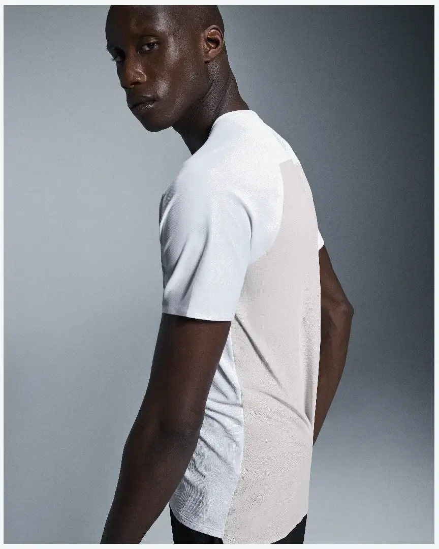 Tee-Shirt On Running Performance-T M - 1ME10232993 (4) au meilleur prix !