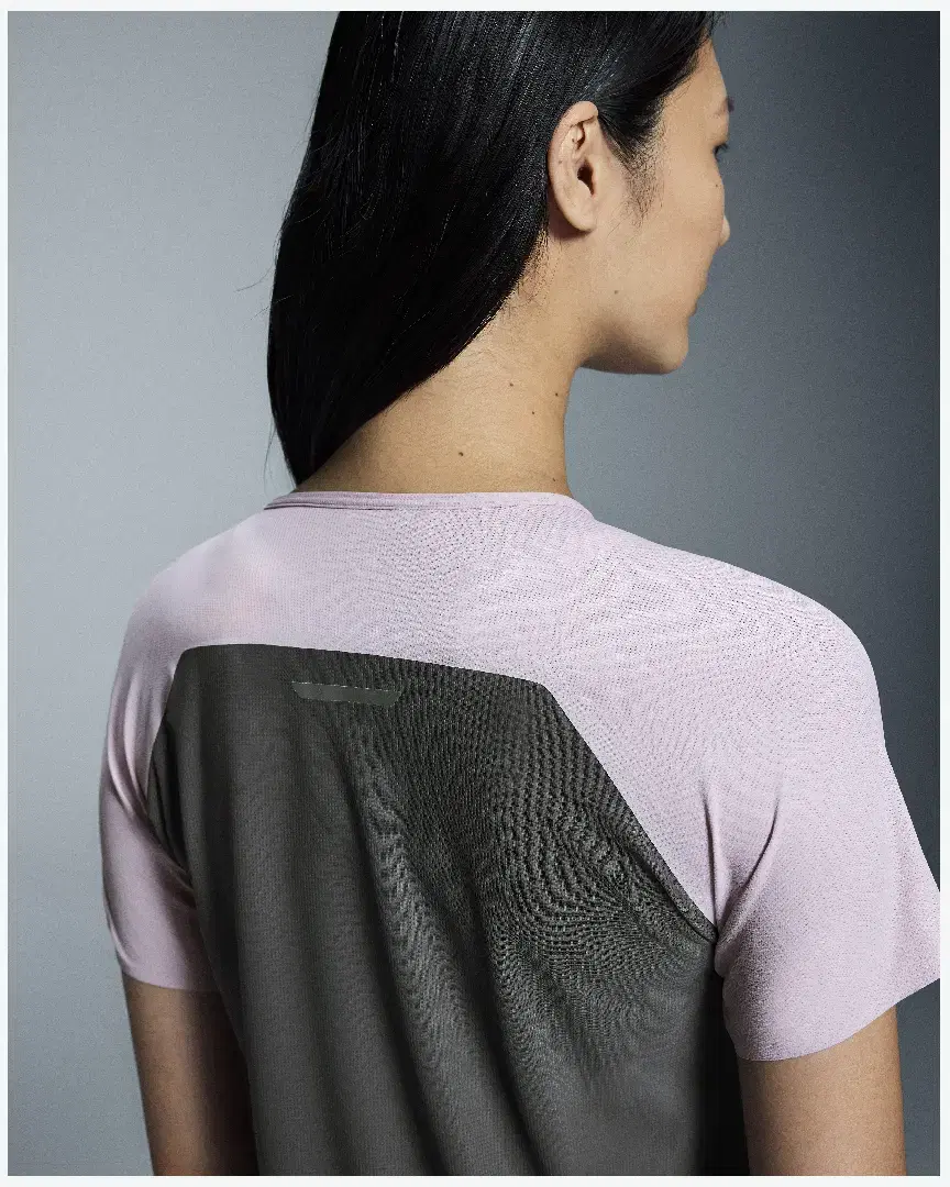 Tee-Shirt On Running Performance-T W - 1WE10313460 (3) au meilleur prix !