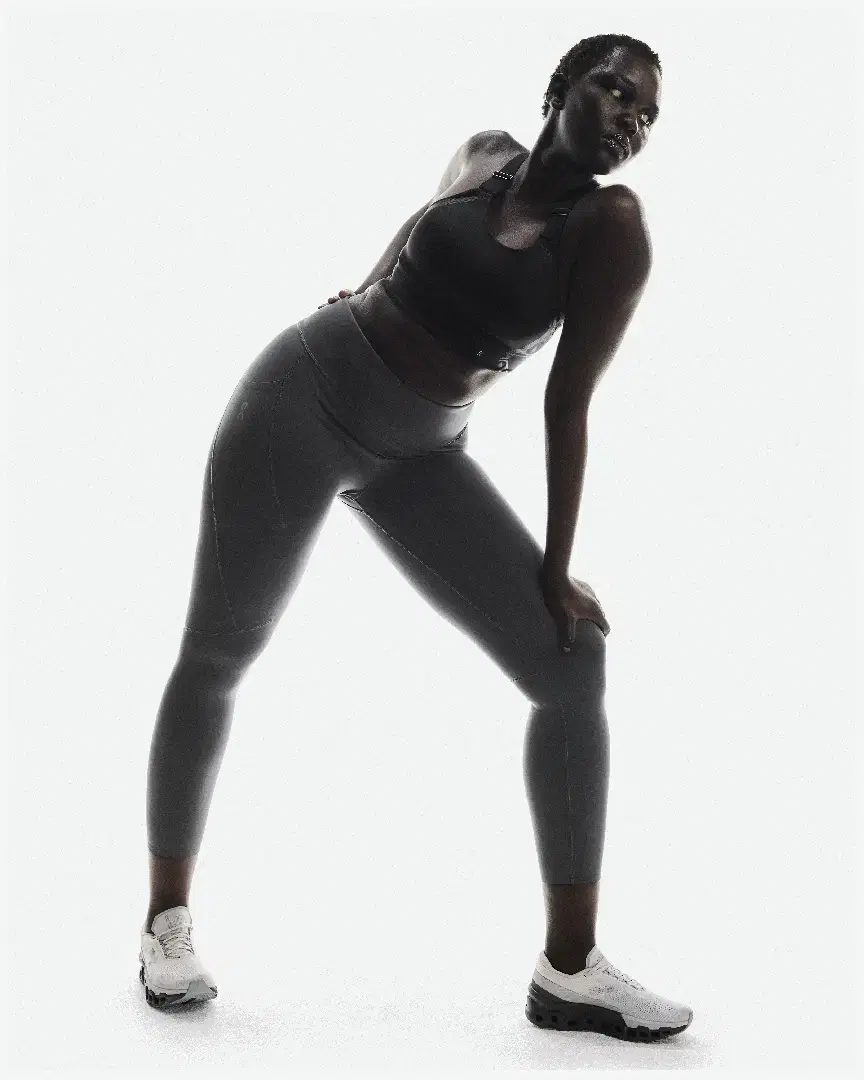 On Running Performance Tights 7/8 W - 1WE11922608 (2) au meilleur prix !