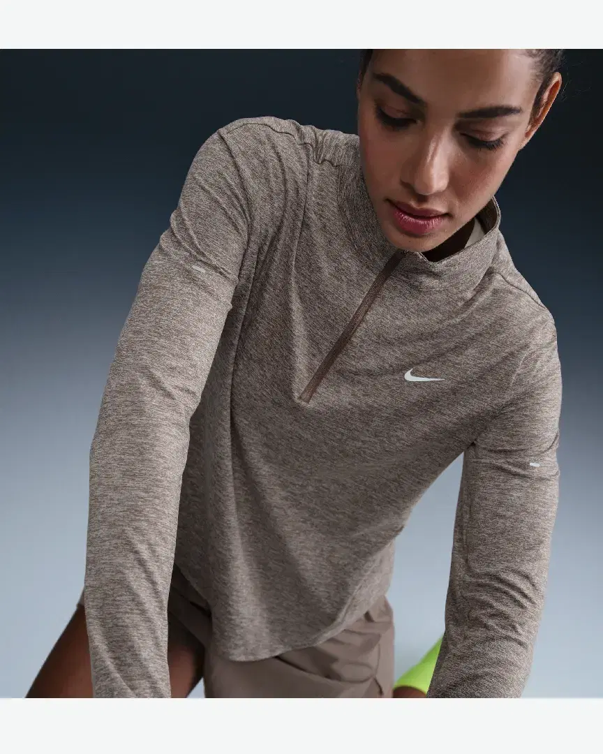 Pull 1/4 Zip Anti-Uv Dri-Fit Nike Swift W - HQ0499-233 (2) au meilleur prix !