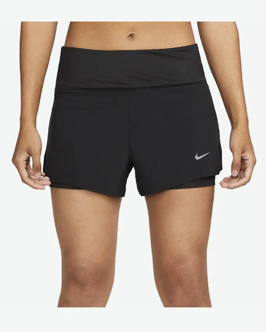 Short 2-En-1 Avec Poches Taille Mi-Basse 8 Cm Nike Dri-Fit Swift W - DX1029-010 (1) au meilleur prix !