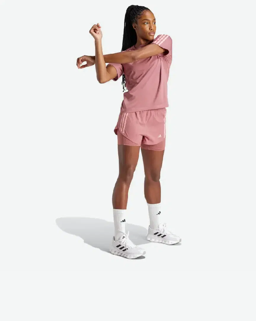 Short Adidas 2 En 1 Own The Run 3 Bandes W - IS9574 (2) au meilleur prix !