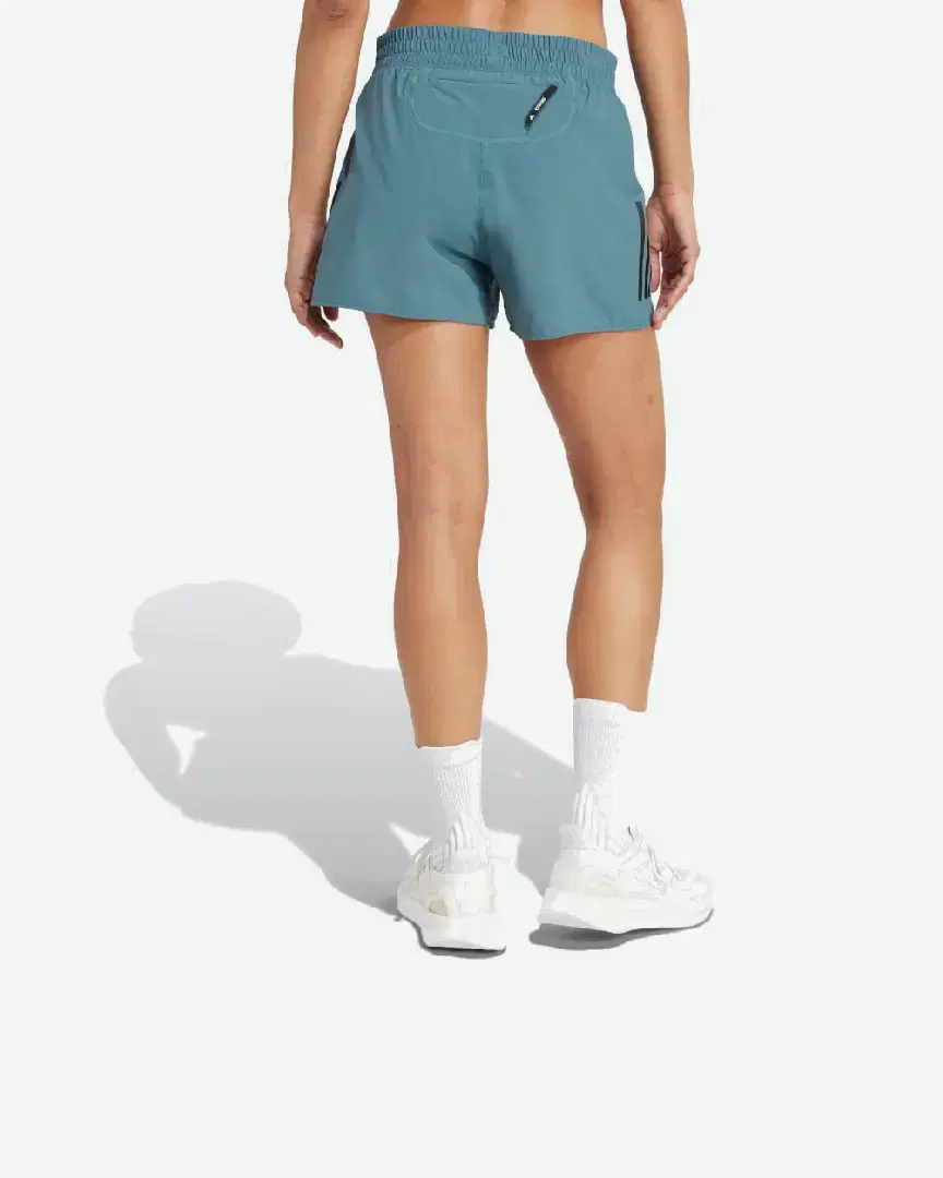 Short Adidas Own The Run Base Aeroready W - JM9242 (1) au meilleur prix !