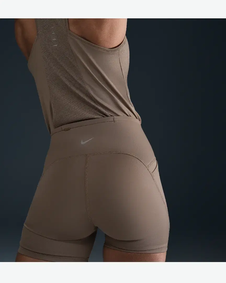 Short Ajusté Taille Haute Avec Poches 10 Cm Nike Swift W - HJ2258-233 (2) au meilleur prix !