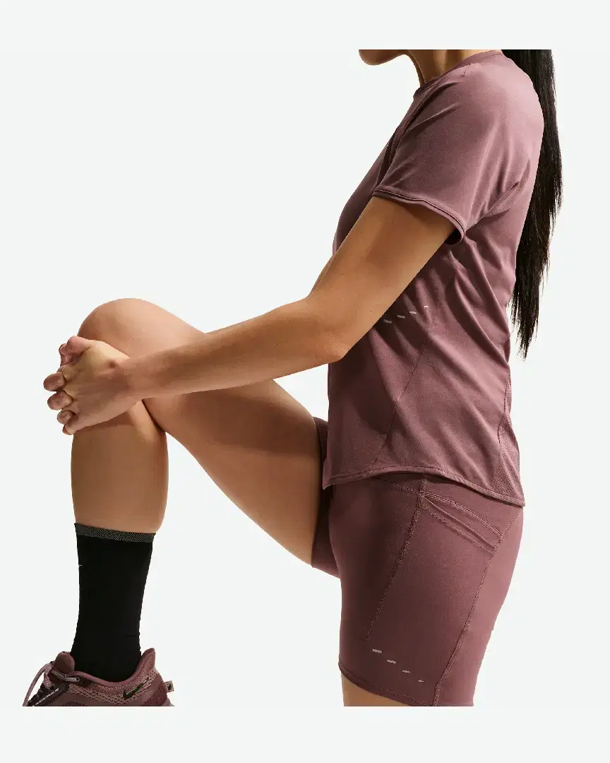 Short Ajusté Taille Haute Avec Poches 10 Cm Nike Swift W - HJ2258-502 (3) au meilleur prix !