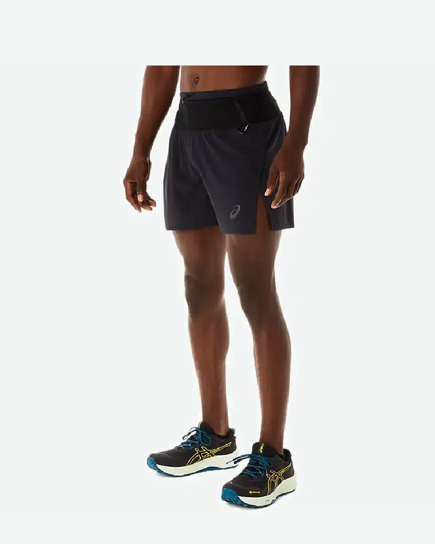 Short Asics Fujitrail M - 2011C726-001 (2) au meilleur prix !