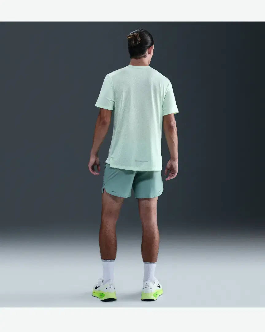 Short Avec Sous-Short Intégré 18 Cm Dri-Fit Nike Stride M - DM4761-017 (3) au meilleur prix !