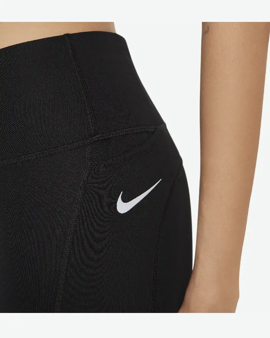 Short Taille Mi-Haute Nike Fast 18 Cm W - CZ9165-010 (3) au meilleur prix !