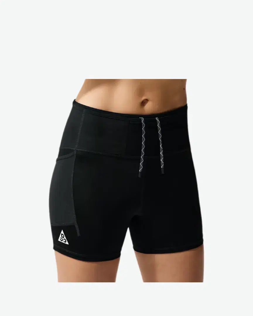 Shorts Nike Acg Trail 4Inch W - IO9643-010 (0) au meilleur prix !