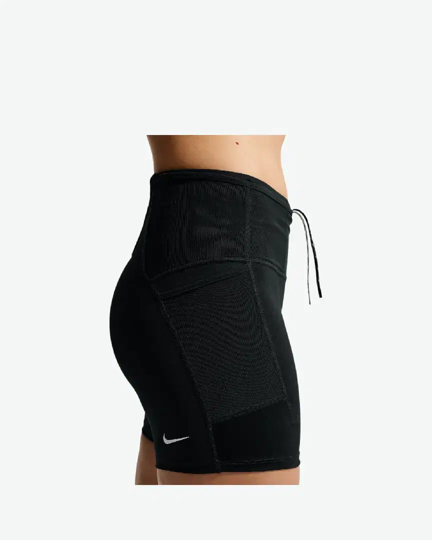 Shorts Nike Acg Trail 4Inch W - IO9643-010 (2) au meilleur prix !