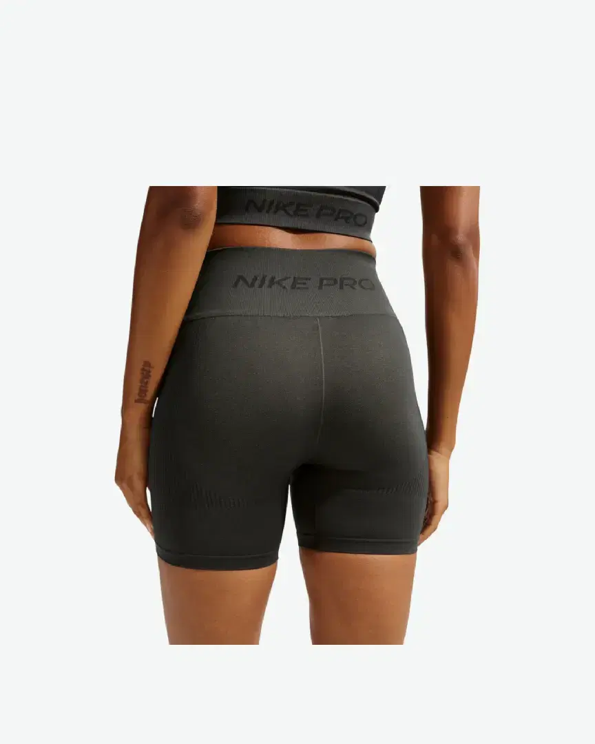 Shorts Nike Pro Seamless High Rise 5Inch W - IF1210-070 (1) au meilleur prix !