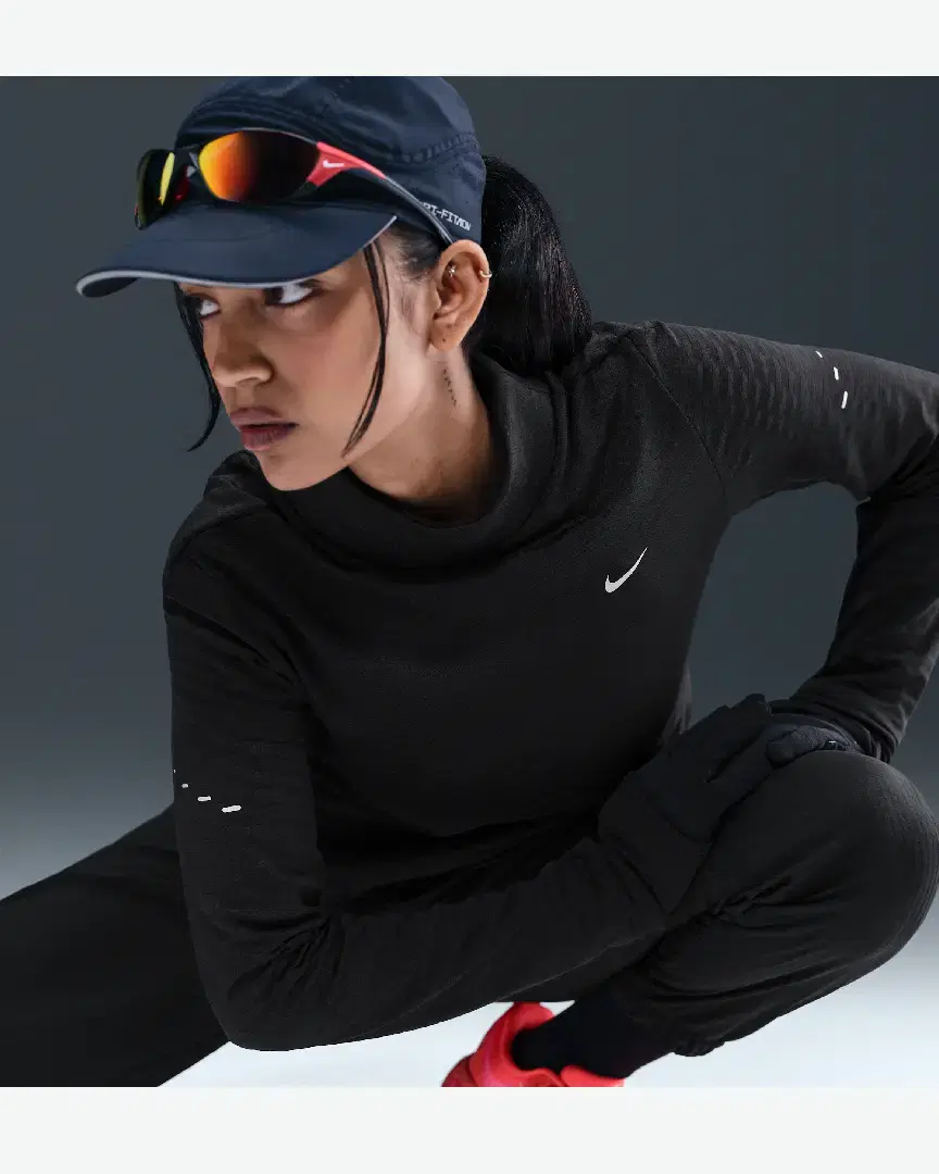 Tee-Shirt À Col Roulé Nike Therma-Fit Swift W - HV2969-010 (2) au meilleur prix !