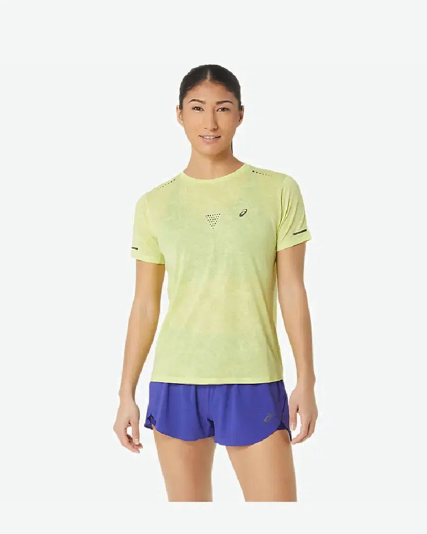 Tee-Shirt À Manches Courtes Asics Metarun Pattern W - 2012C859-750 (0) au meilleur prix !