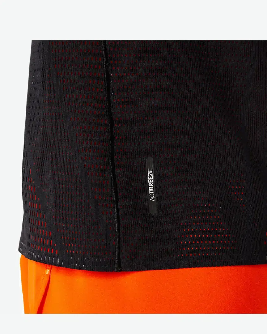 Tee-Shirt À Manches Courtes Asics Metarun Pattern W - 2012C976-001 (4) au meilleur prix !