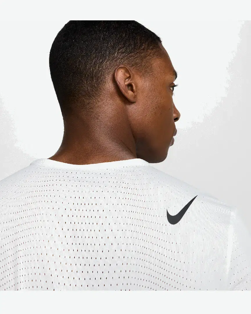 Tee-Shirt Nike Aeroswift M - HJ3377-121 (3) au meilleur prix !