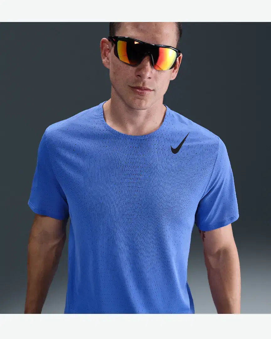 Tee-Shirt Nike Aeroswift M - HJ3377-411 (0) au meilleur prix !