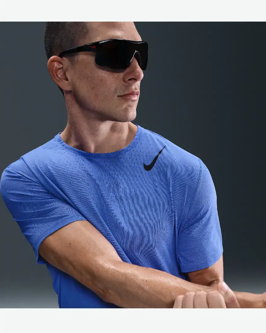 Tee-Shirt Nike Aeroswift M - HJ3377-411 (2) au meilleur prix !