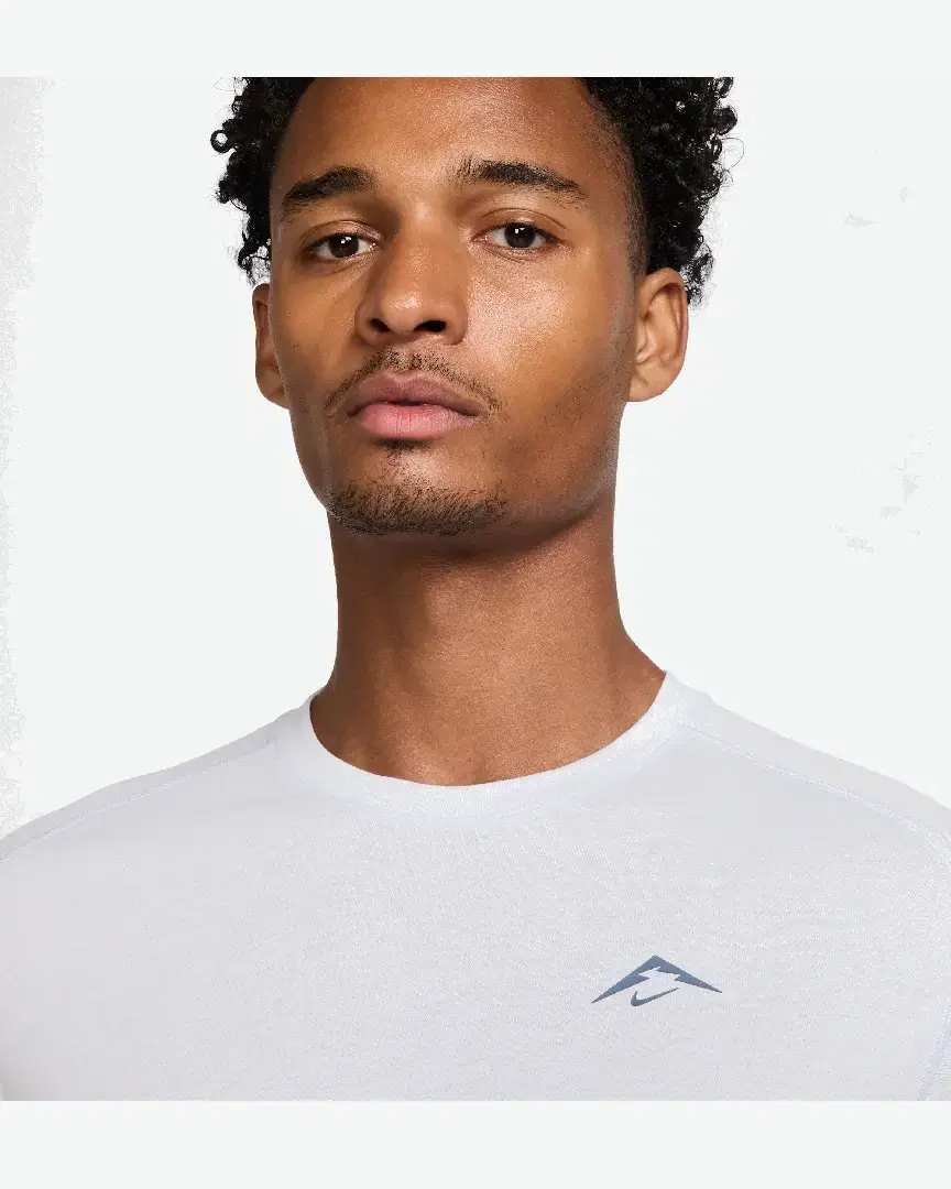 Tee-Shirt Nike Solar Chase M - HJ3580-085 (2) au meilleur prix !