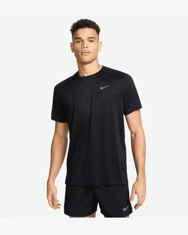 Tee-Shirt Nike Stride M