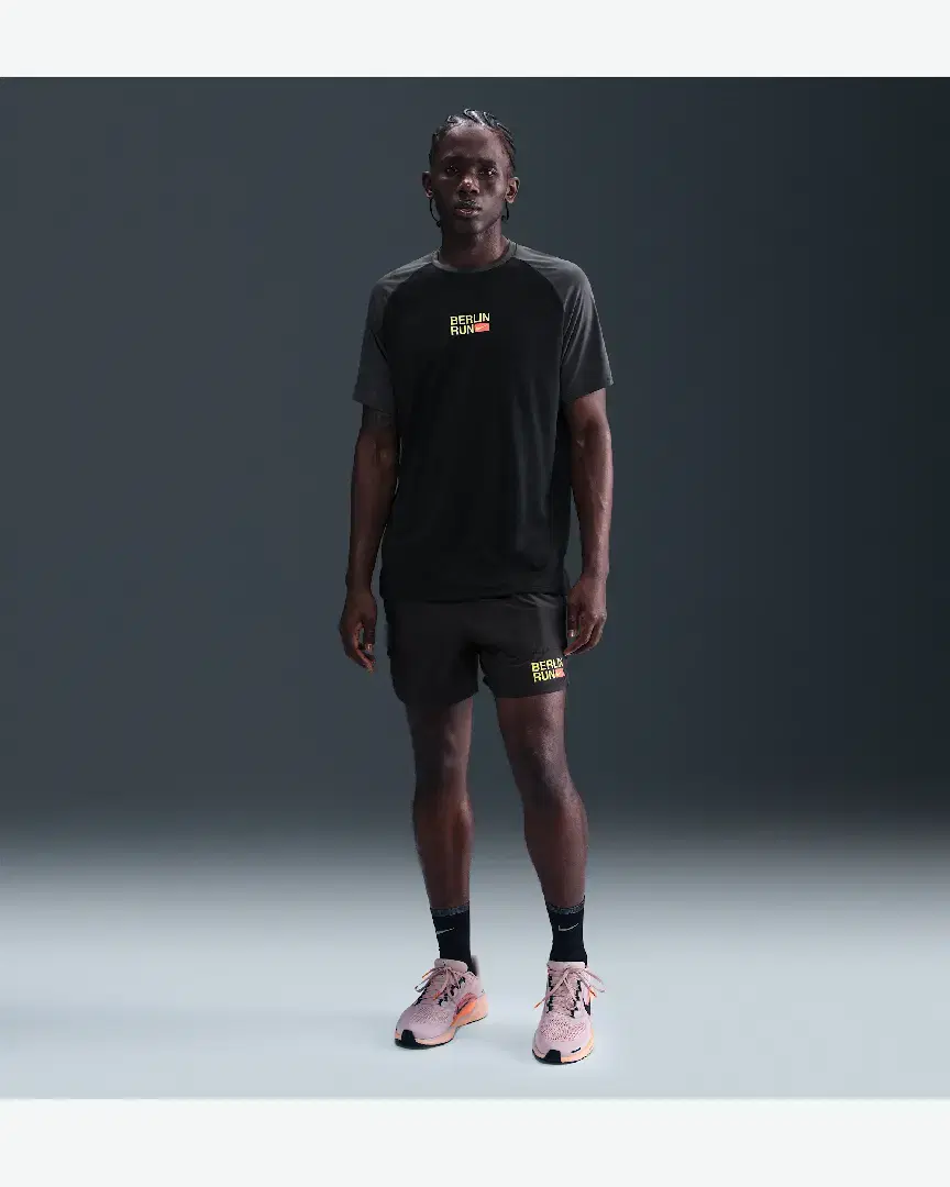 Tee-Shirt À Manches Courtes Et Motifs Réfléchissants Dri-Fit Adv Nike Stride M - IH4069-010 (3) au meilleur prix !