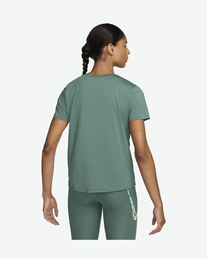 Tee-Shirt À Manches Courtes Dri-Fit Nike One Swoosh W - FN2618-361 (1) au meilleur prix !