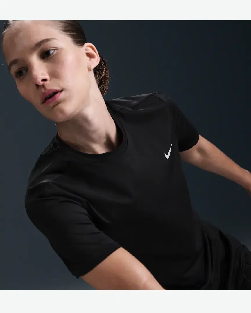 Tee-Shirt À Manches Courtes Dri-Fit Nike Swift Wool W - HM9698-010 (2) au meilleur prix !