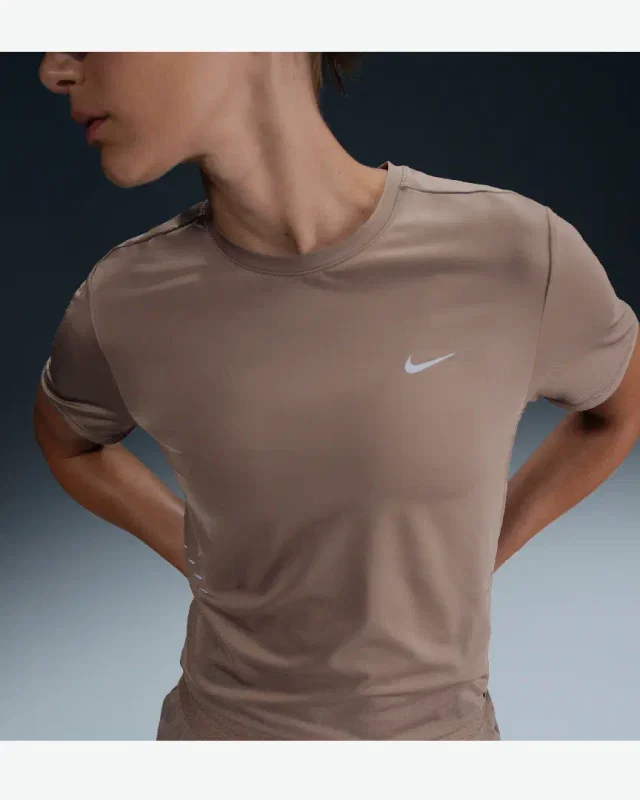 Tee-Shirt À Manches Courtes Dri-Fit Nike Swift Wool W