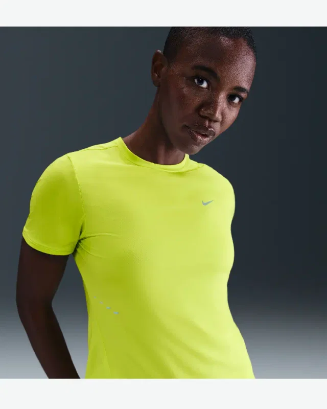 Tee-Shirt À Manches Courtes Dri-Fit Nike Swift Wool W