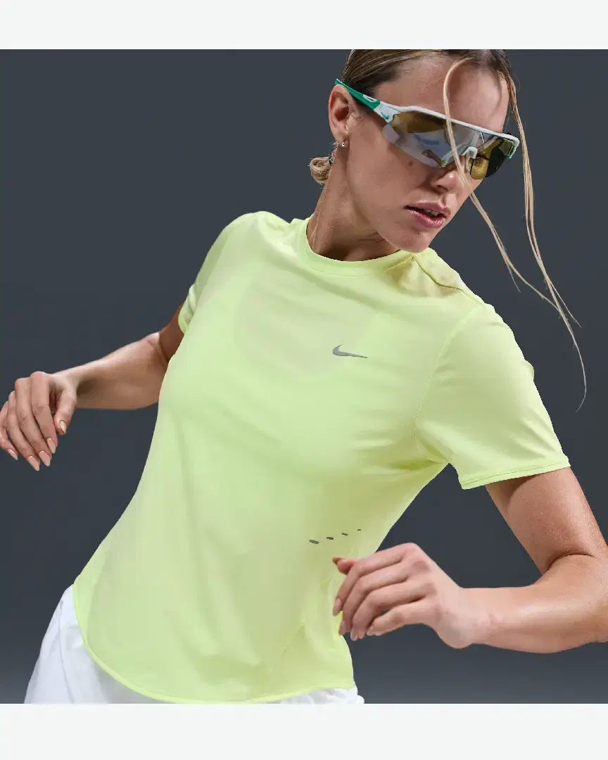 Tee-Shirt À Manches Courtes Dri-Fit Nike Swift Wool W - HM9698-701 (2) au meilleur prix !