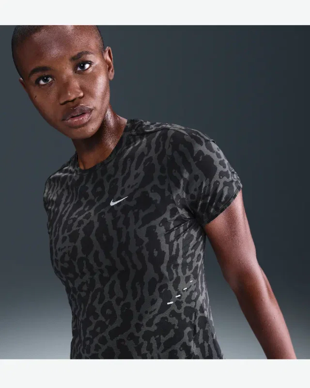 Tee-Shirt À Manches Courtes Dri-Fit Nike Swift Wool W