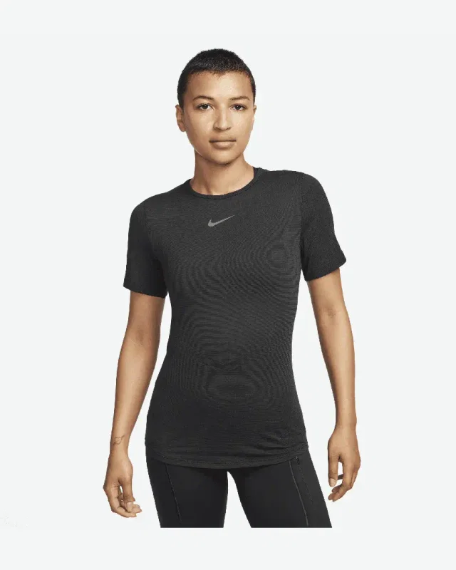 Tee-Shirt À Manches Courtes Dri-Fit Nike Swift Wool W