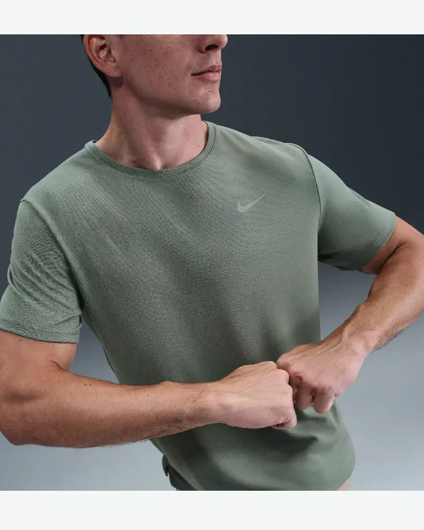 Tee-Shirt Nike M Nk Df Uv Miler Ss M - DV9315-364 (2) au meilleur prix !