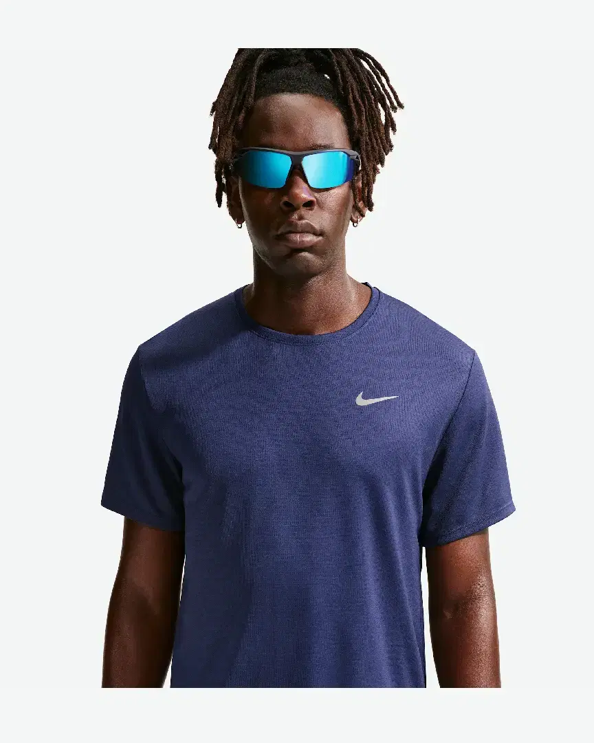 Tee-Shirt Nike M Nk Df Uv Miler Ss M - DV9315-410 (0) au meilleur prix !