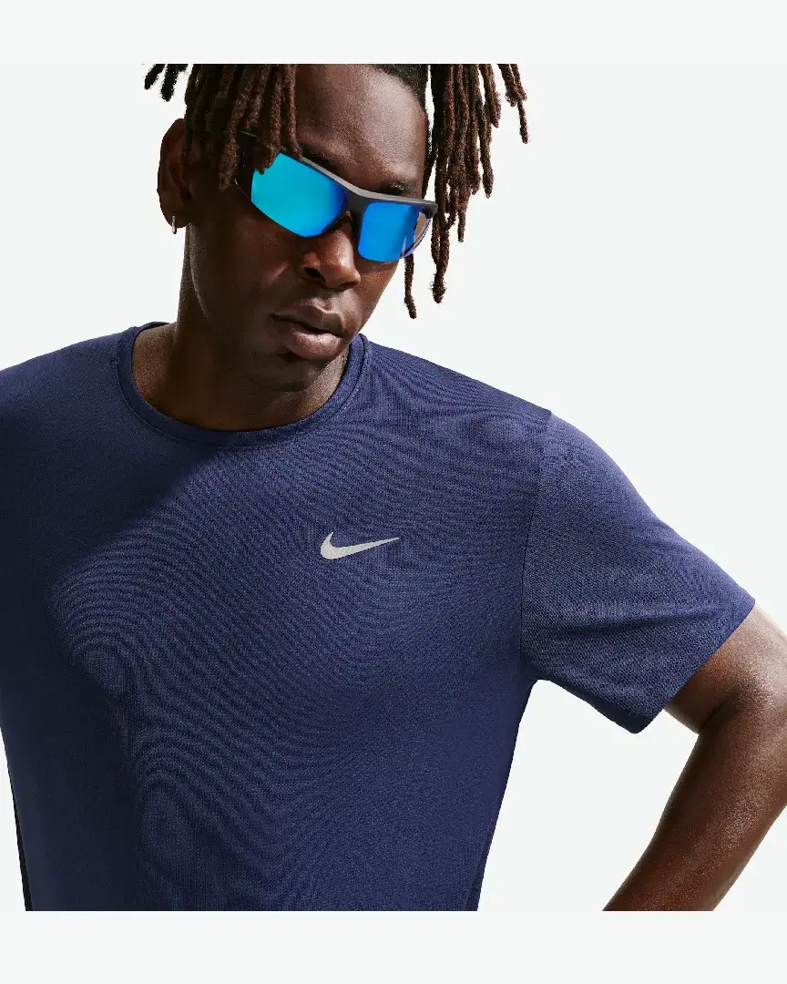 Tee-Shirt Nike M Nk Df Uv Miler Ss M - DV9315-410 (2) au meilleur prix !