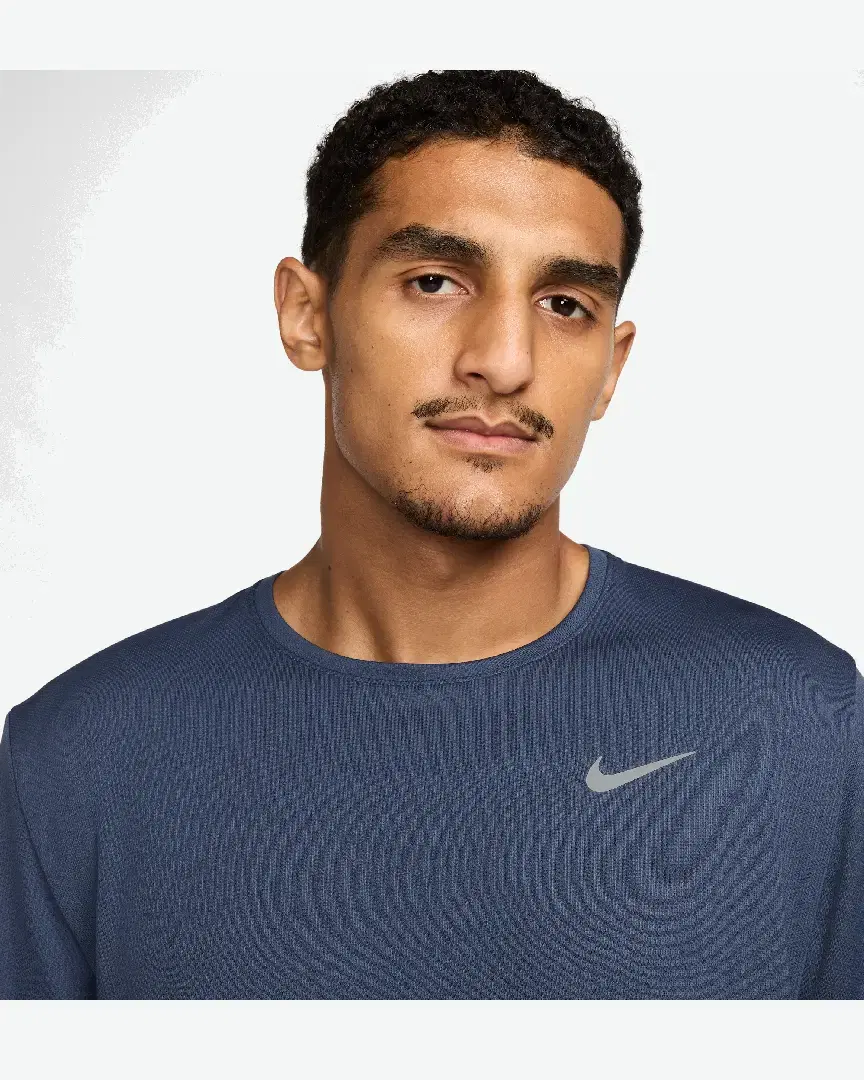 Tee-Shirt Nike M Nk Df Uv Miler Ss M - DV9315-437 (2) au meilleur prix !