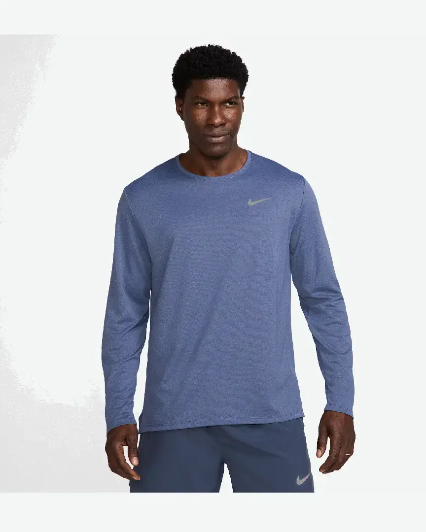 Tee-Shirt À Manches Longues Nike M Nk Df Uv Miler Top Ls M - FB7070-491 (0) au meilleur prix !