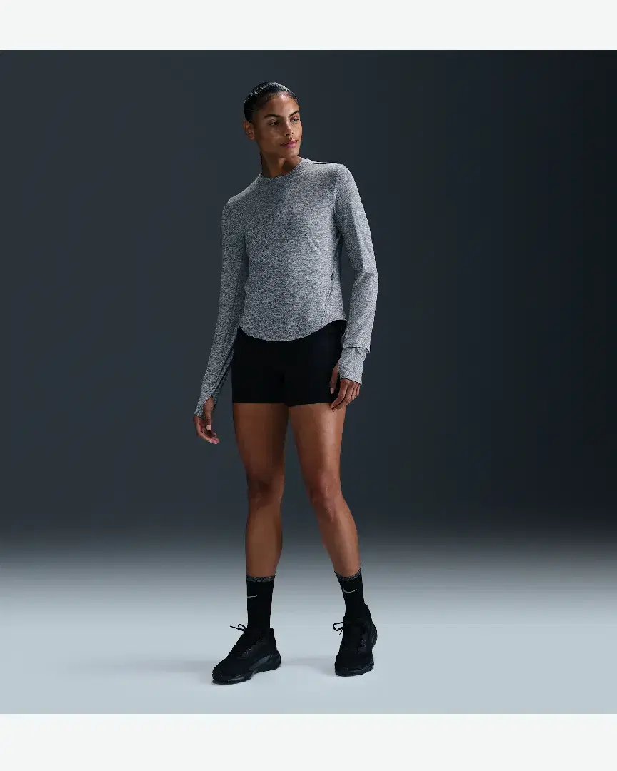 Tee-Shirt À Manches Longues Et Col Ras-Du-Cou Dri-Fit Anti-Uv Nike Swift W - HQ0503-084 (3) au meilleur prix !