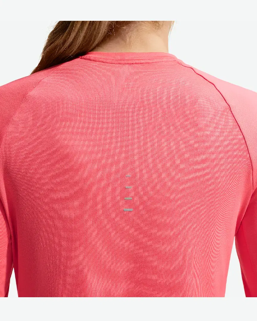 Tee-Shirt À Manches Longues Et Col Ras-Du-Cou Dri-Fit Anti-Uv Nike Swift W - HQ0503-897 (1) au meilleur prix !