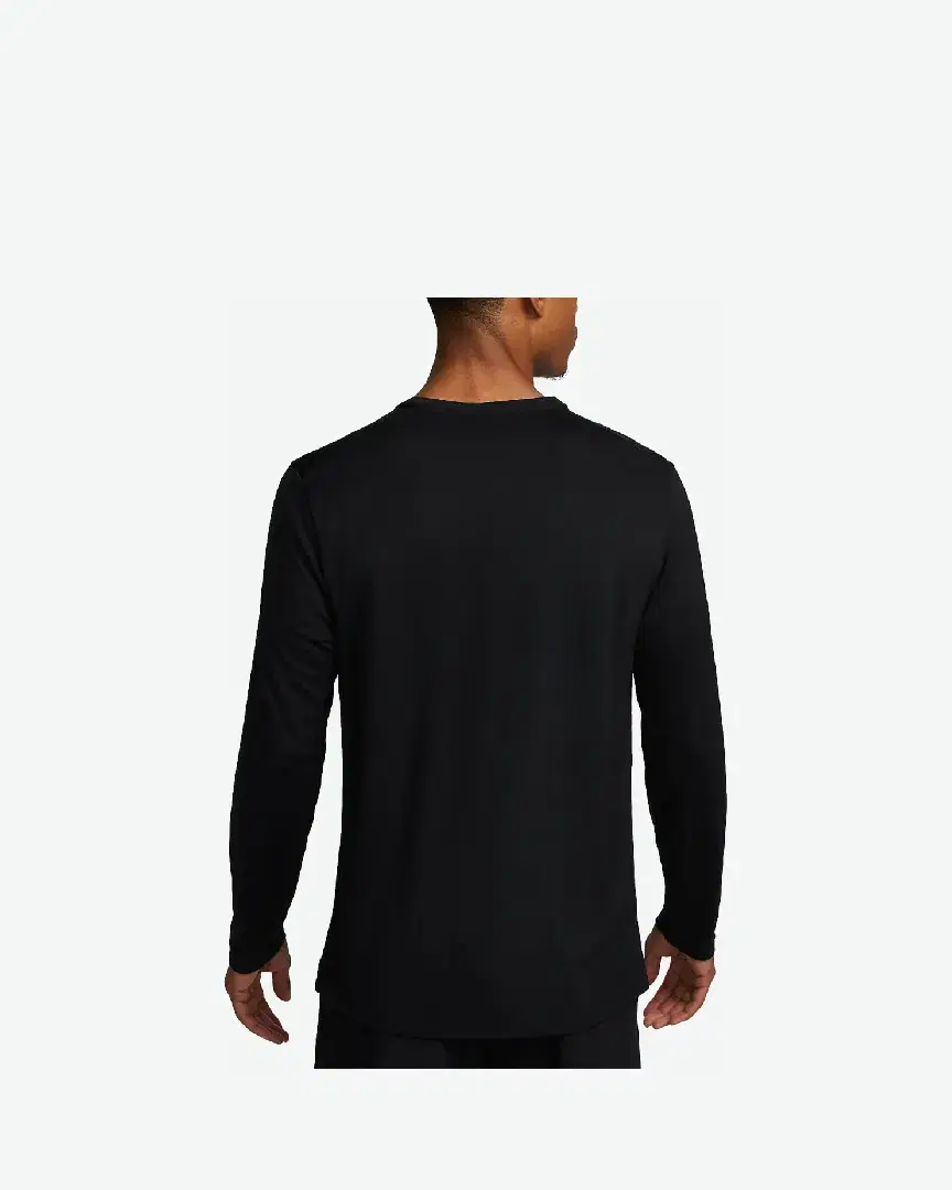 Tee-Shirt À Manches Longues Nike M Nk Df Uv Miler Top Ls M - FB7070-010 (1) au meilleur prix !