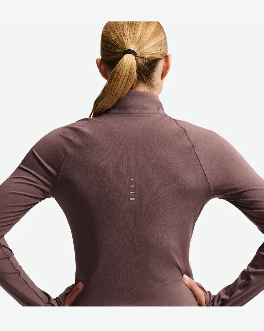 Tee-Shirt À Col Roulé Nike Therma-Fit Swift W - IB1998-502 (1) au meilleur prix !