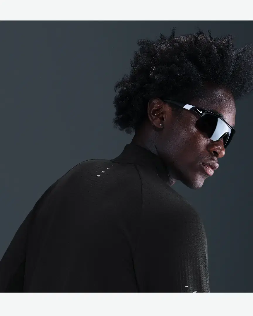 Tee-Shirt D'hiver À Demi-Zip Therma-Fit Repel Nike Stride M - HV2707-010 (1) au meilleur prix !