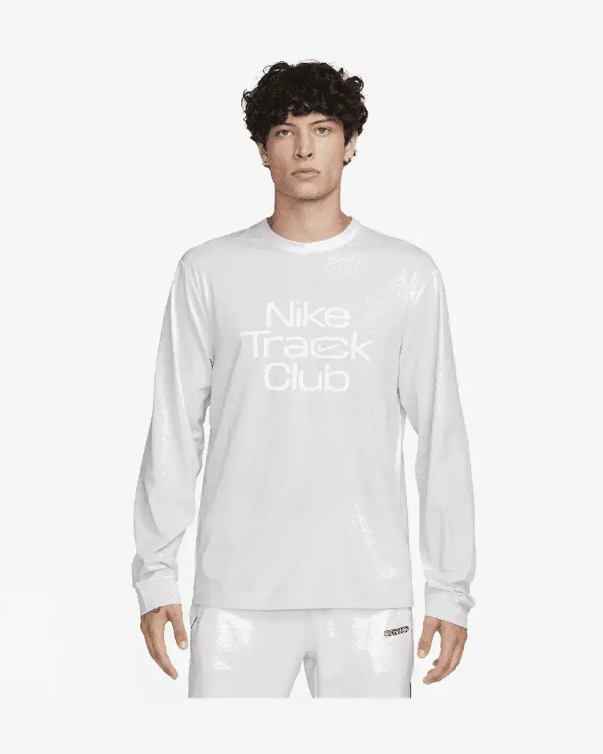 Tee-Shirt Dri-Fit Hyverse À Manches Longues Nike Track Club M - FB6827-025 (0) au meilleur prix !
