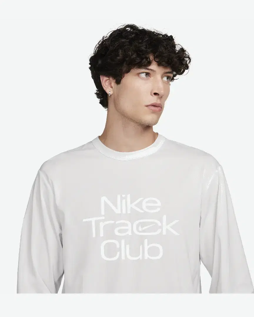 Tee-Shirt Dri-Fit Hyverse À Manches Longues Nike Track Club M - FB6827-025 (2) au meilleur prix !