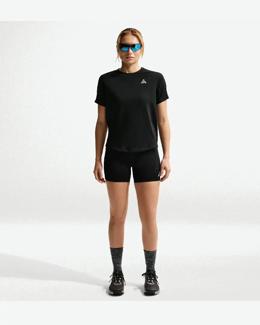 Tee-Shirt Dri-Fit Nike Acg W - IO9650-010 (3) au meilleur prix !