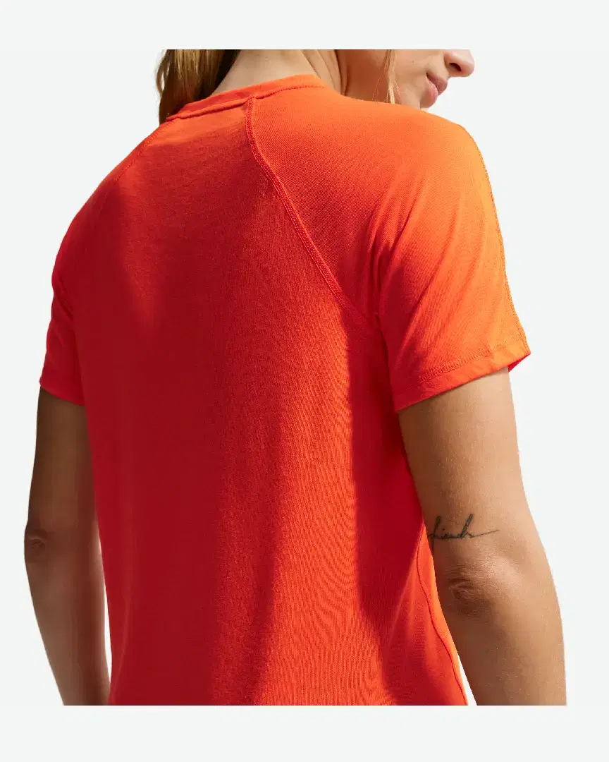 Tee-Shirt Dri-Fit Nike Acg W - IO9650-819 (1) au meilleur prix !