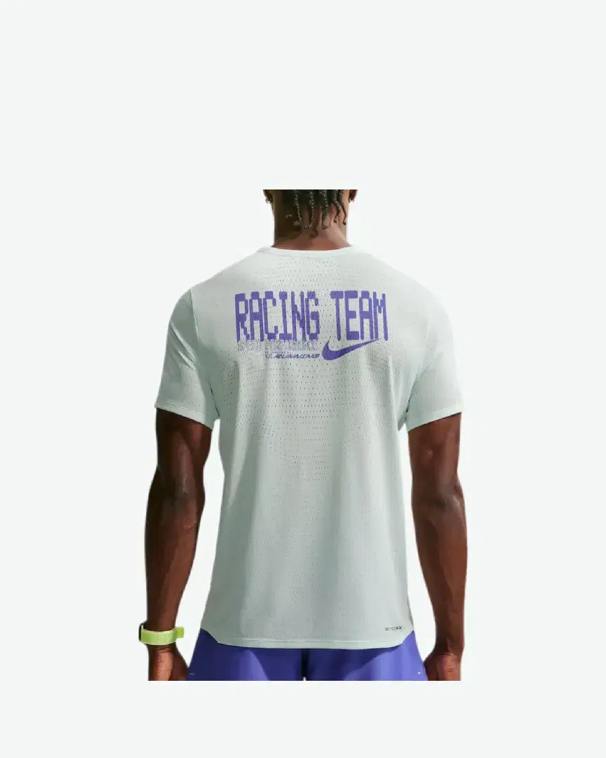 Tee-Shirt Nike Aeroswift M - IH5045-394 (1) au meilleur prix !